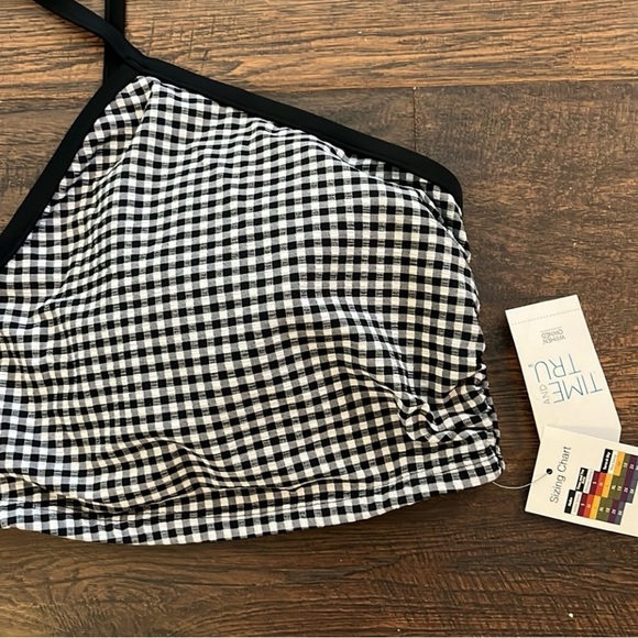 Time and Tru Women's 3X (24W-26W)  Black and White Check Square V Wire Swim Top - Picture 6 of 11